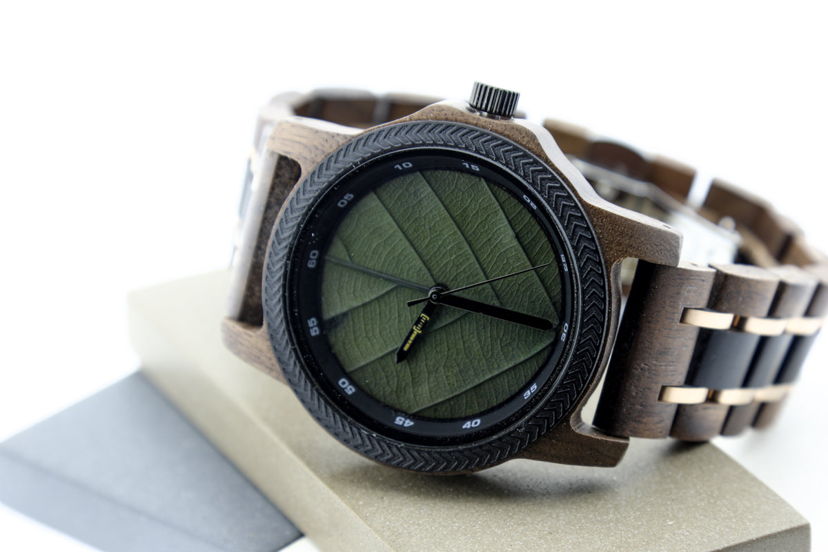 Reloj Análogo Nogal y Ébano Wood WAGT155-3C