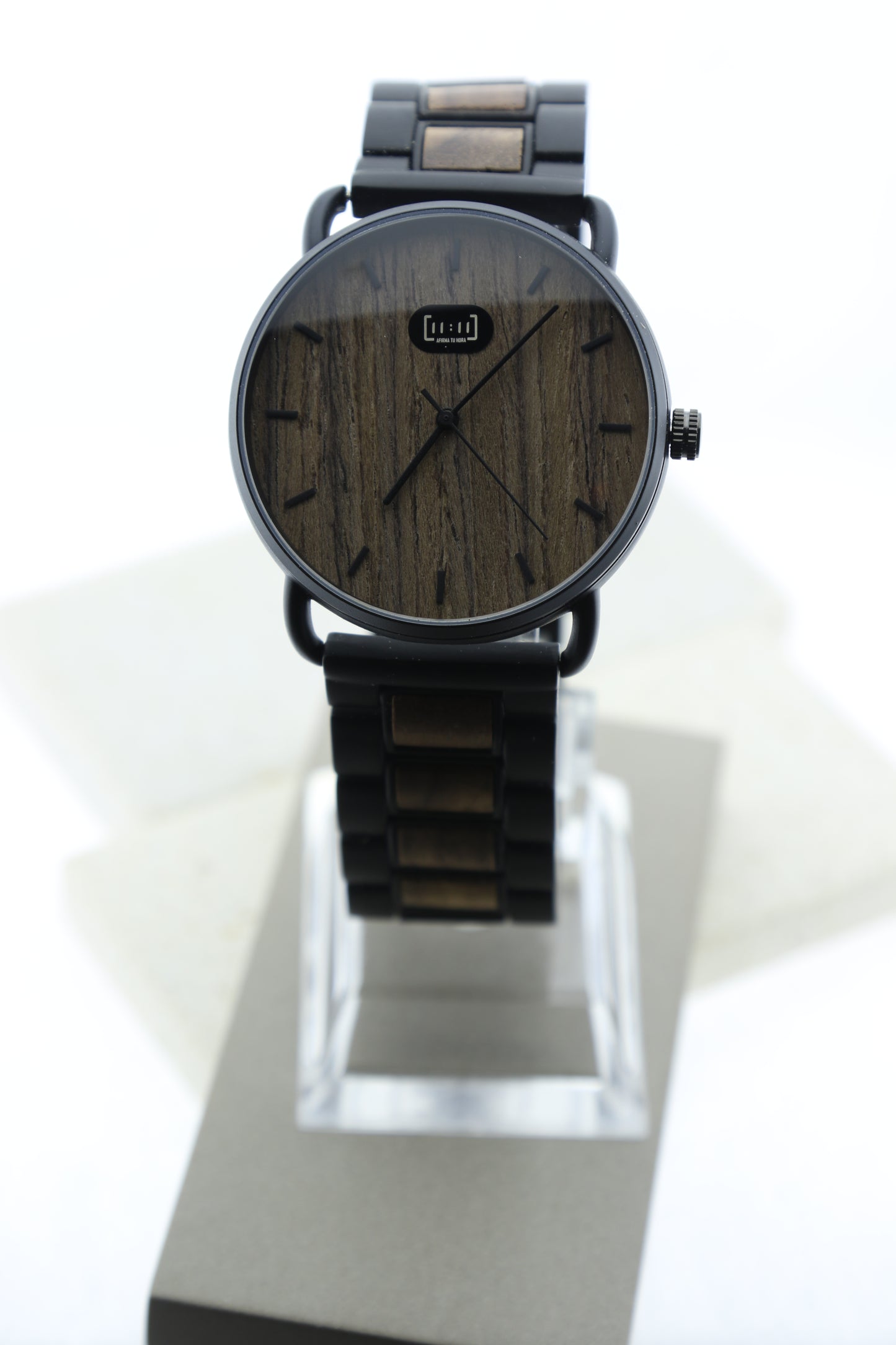 Reloj Raíz Negra – Minimalismo Natural WAGZ007-1C